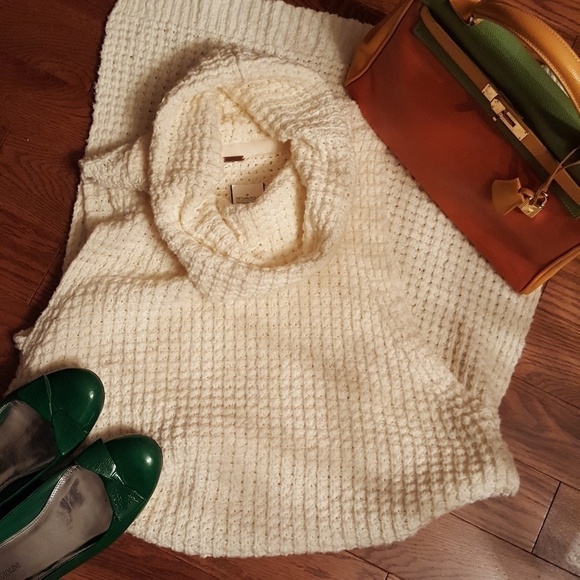 𝅺FREE PEOPLE chunky cream sweater / tunic - Picture 1 of 8
